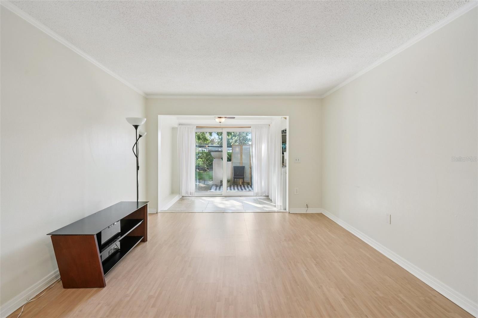 Image 9 of 52 For 404 Cordova Green 404