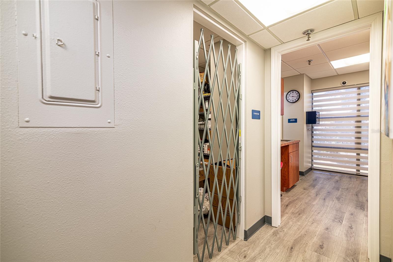 Listing photo id 3 for 2650 Bahia Vista Street 302