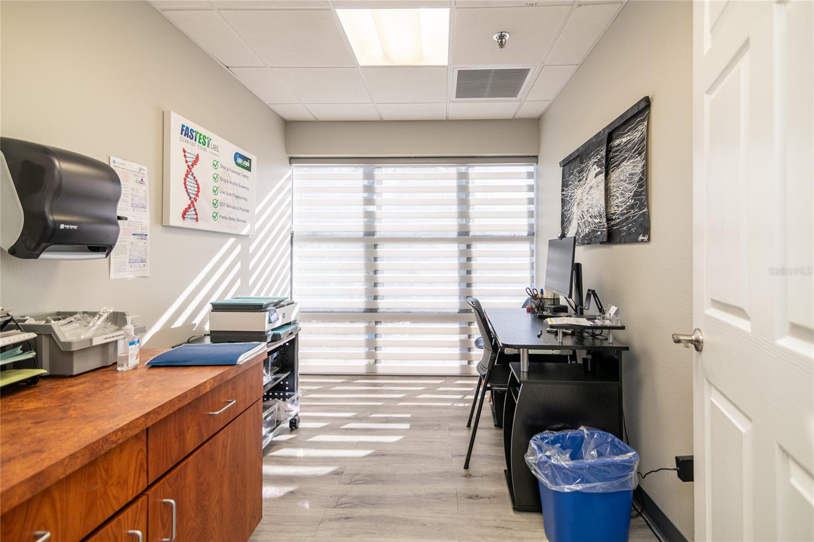 Listing photo id 4 for 2650 Bahia Vista Street 302