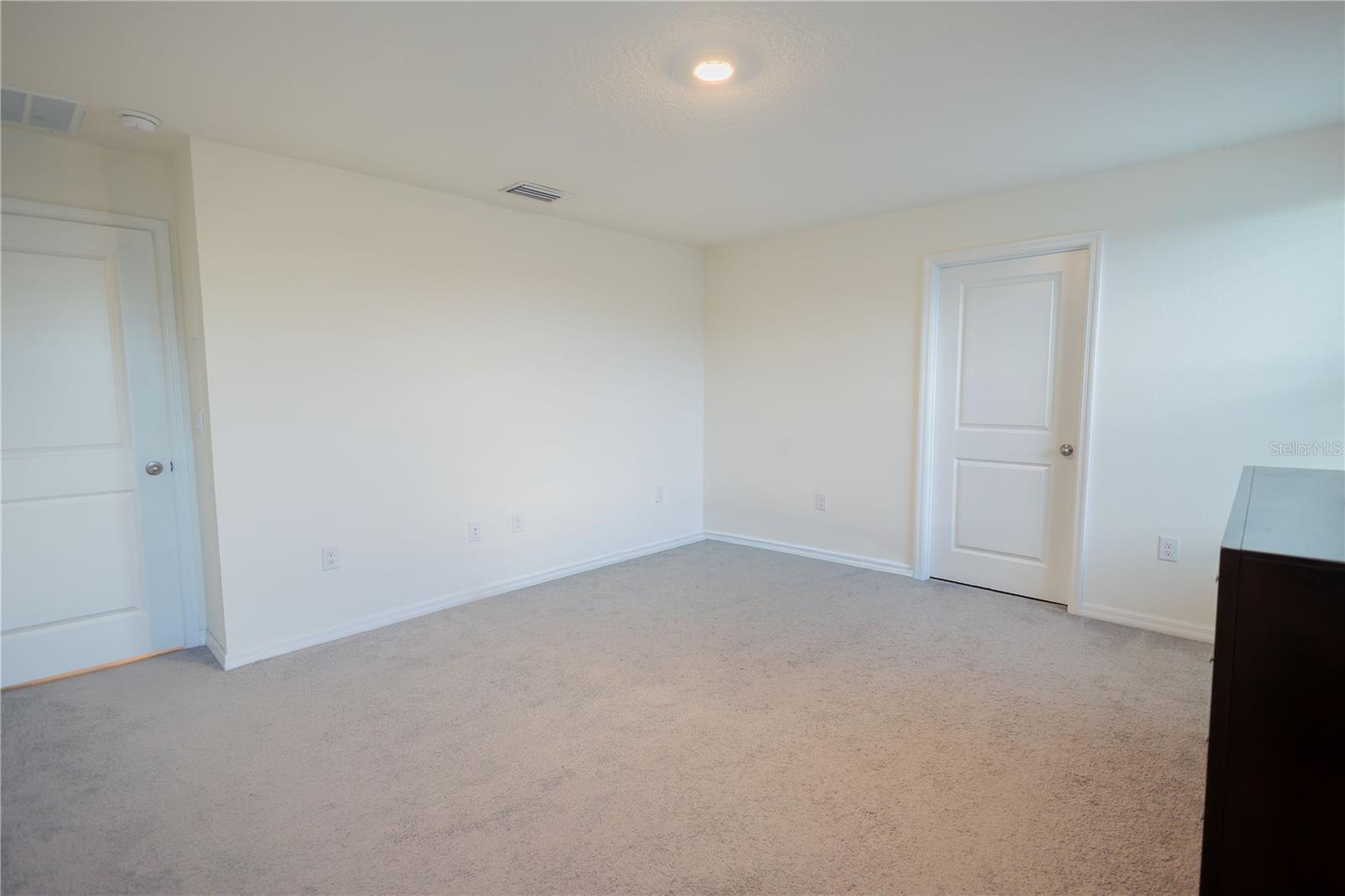 Image 25 of 35 For 16546 Mosaic Oar Drive