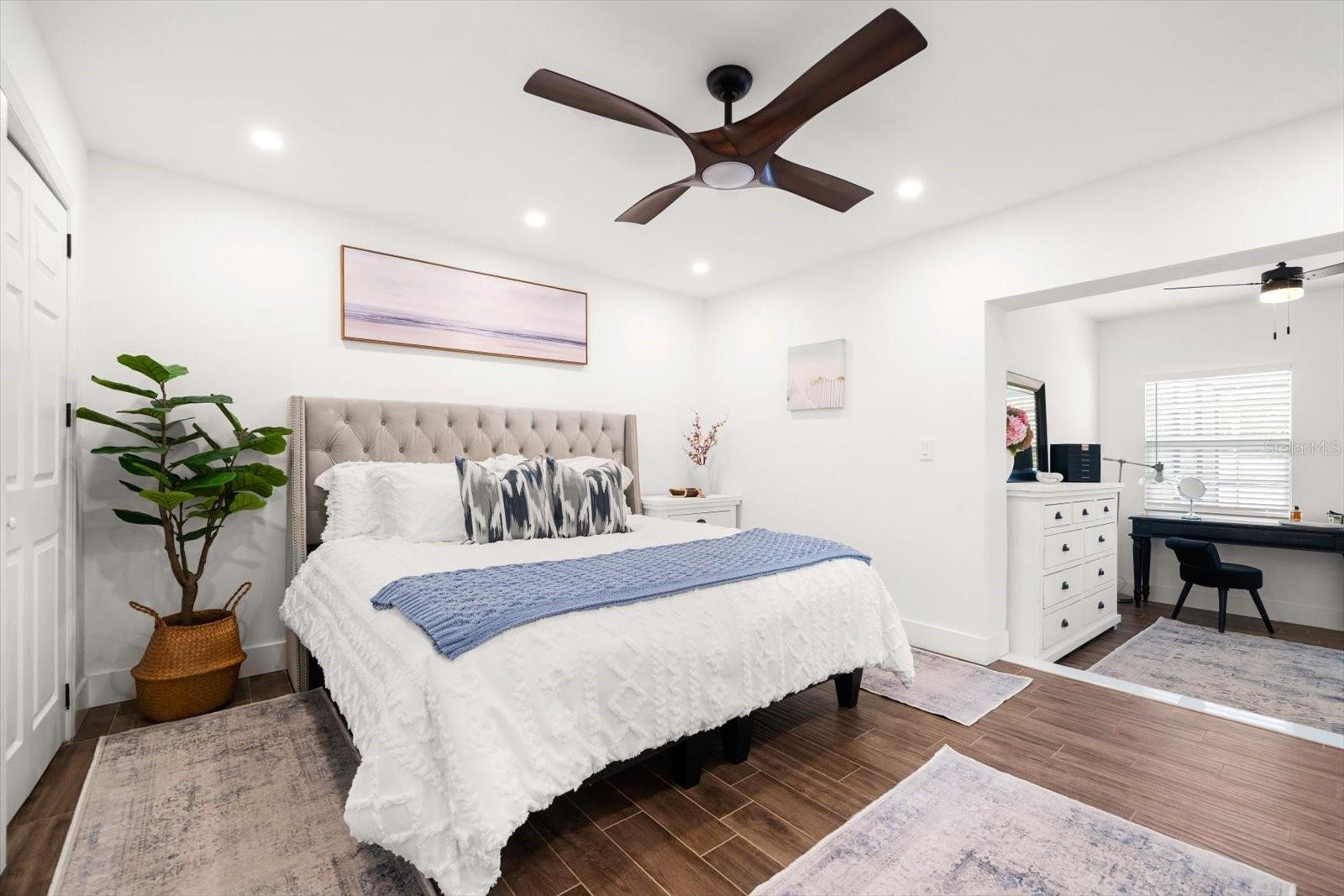 Listing photo id 21 for 2634 Concorde Court