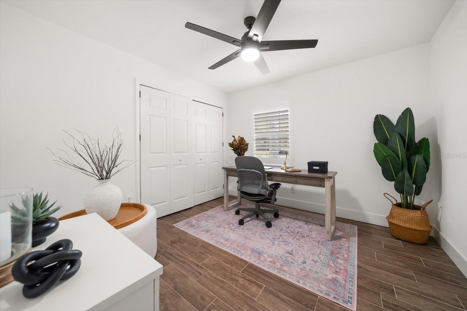 Listing photo id 35 for 2634 Concorde Court