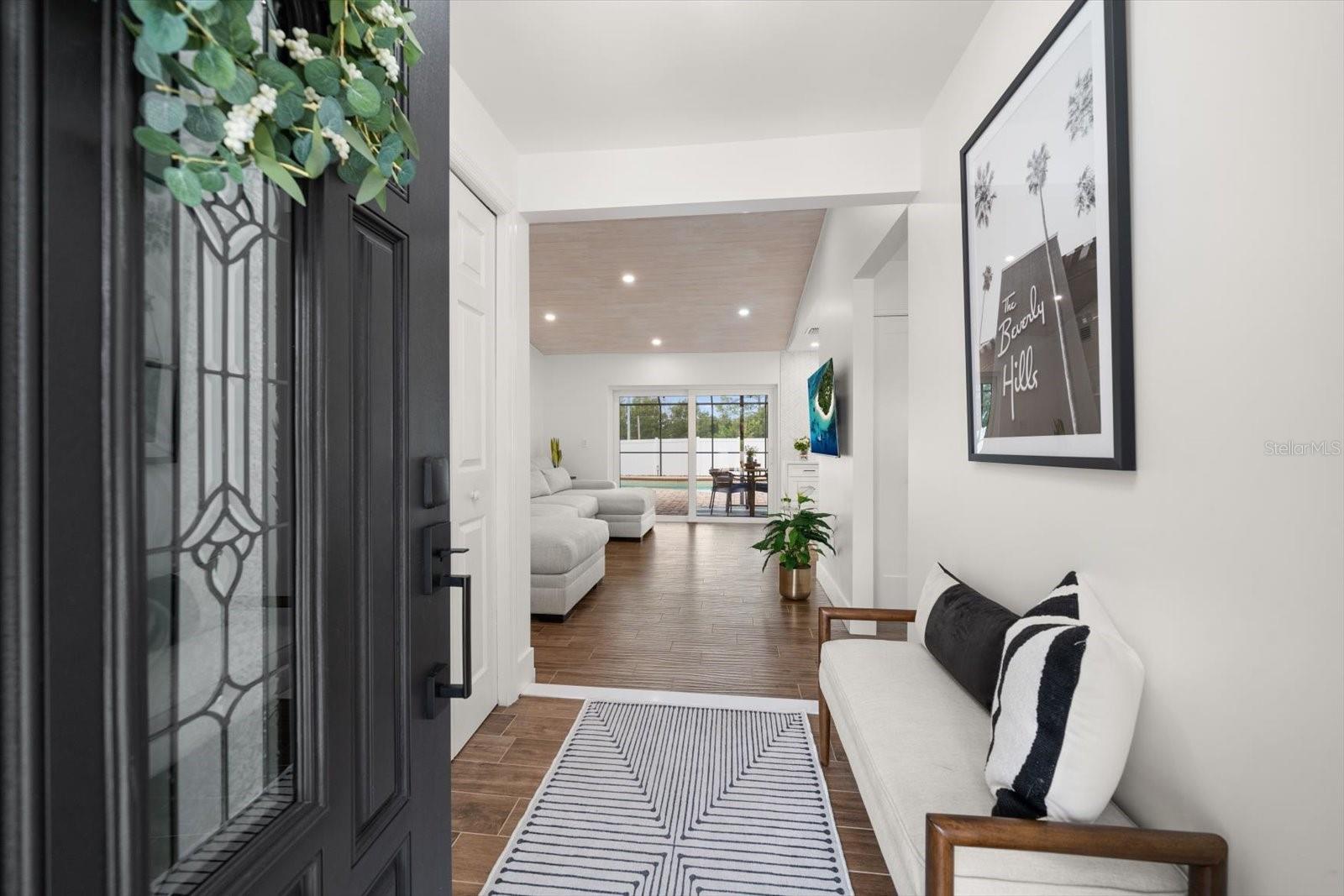 Listing photo id 2 for 2634 Concorde Court