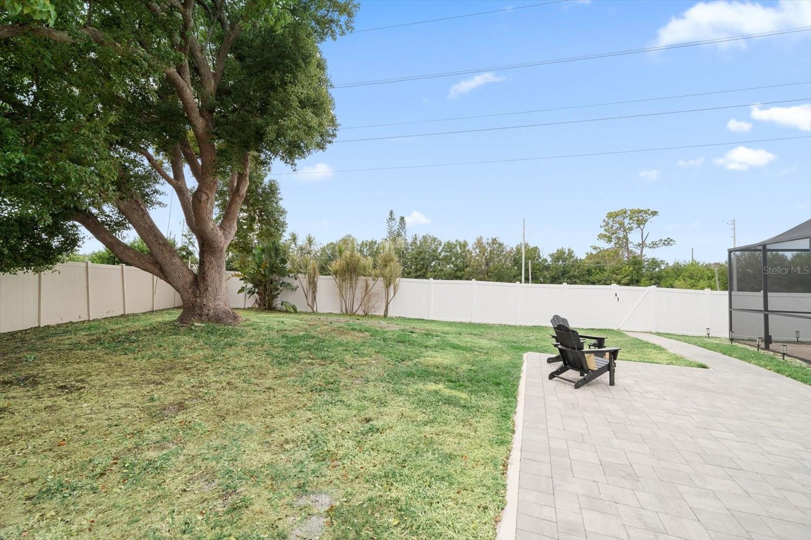 Listing photo id 48 for 2634 Concorde Court