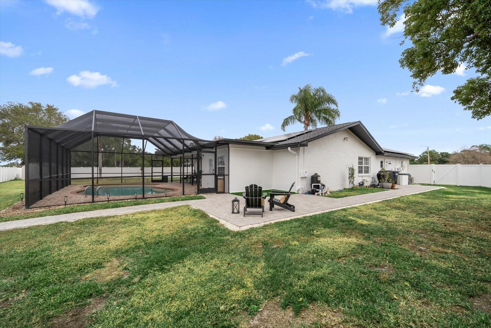 Listing photo id 56 for 2634 Concorde Court