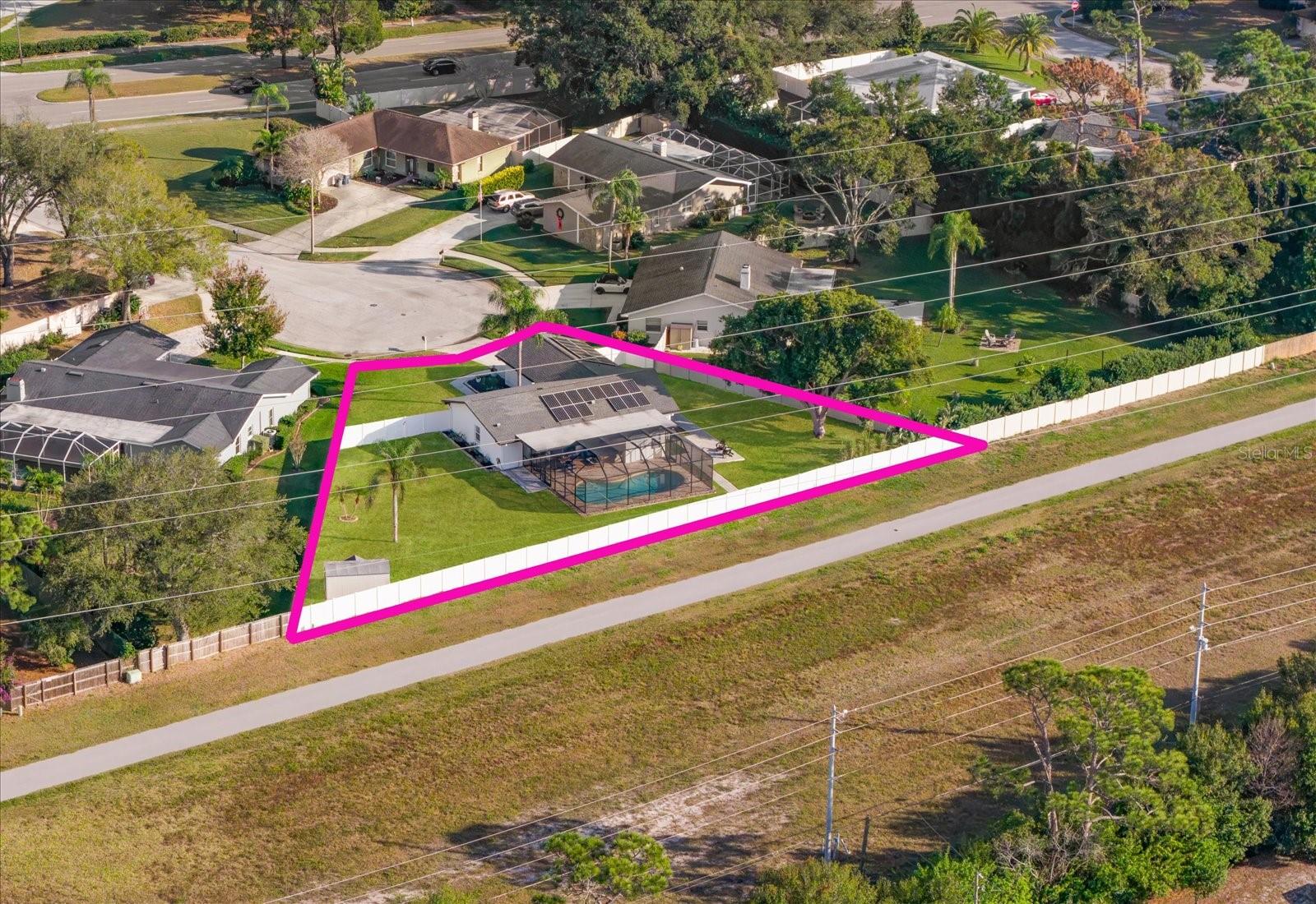 Listing photo id 58 for 2634 Concorde Court