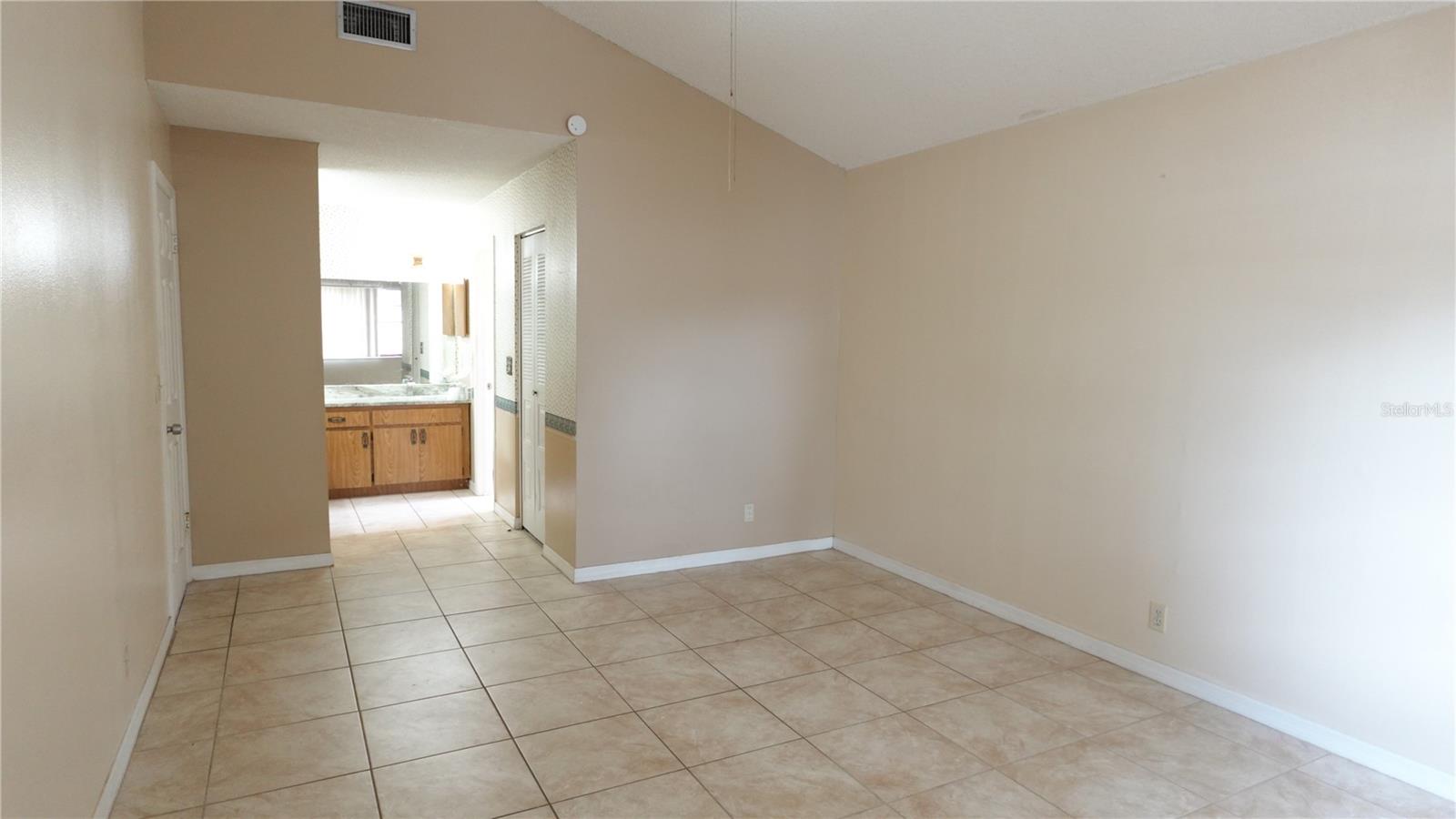 Image 7 of 26 For 7818 Capwood Avenue