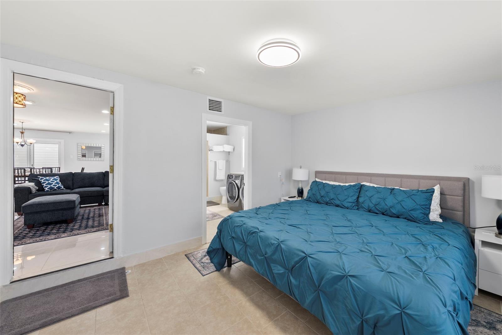 Image 15 of 49 For 204 44th Avenue