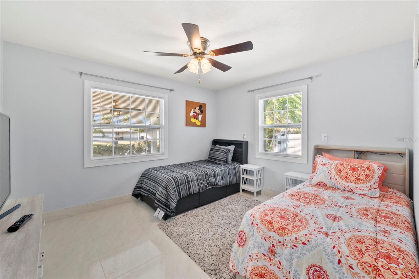 Image 19 of 49 For 204 44th Avenue