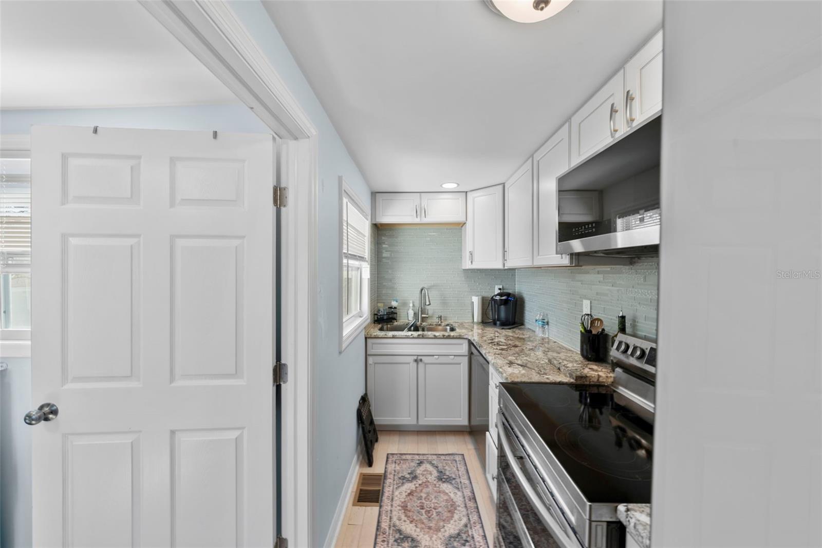 Image 39 of 49 For 204 44th Avenue