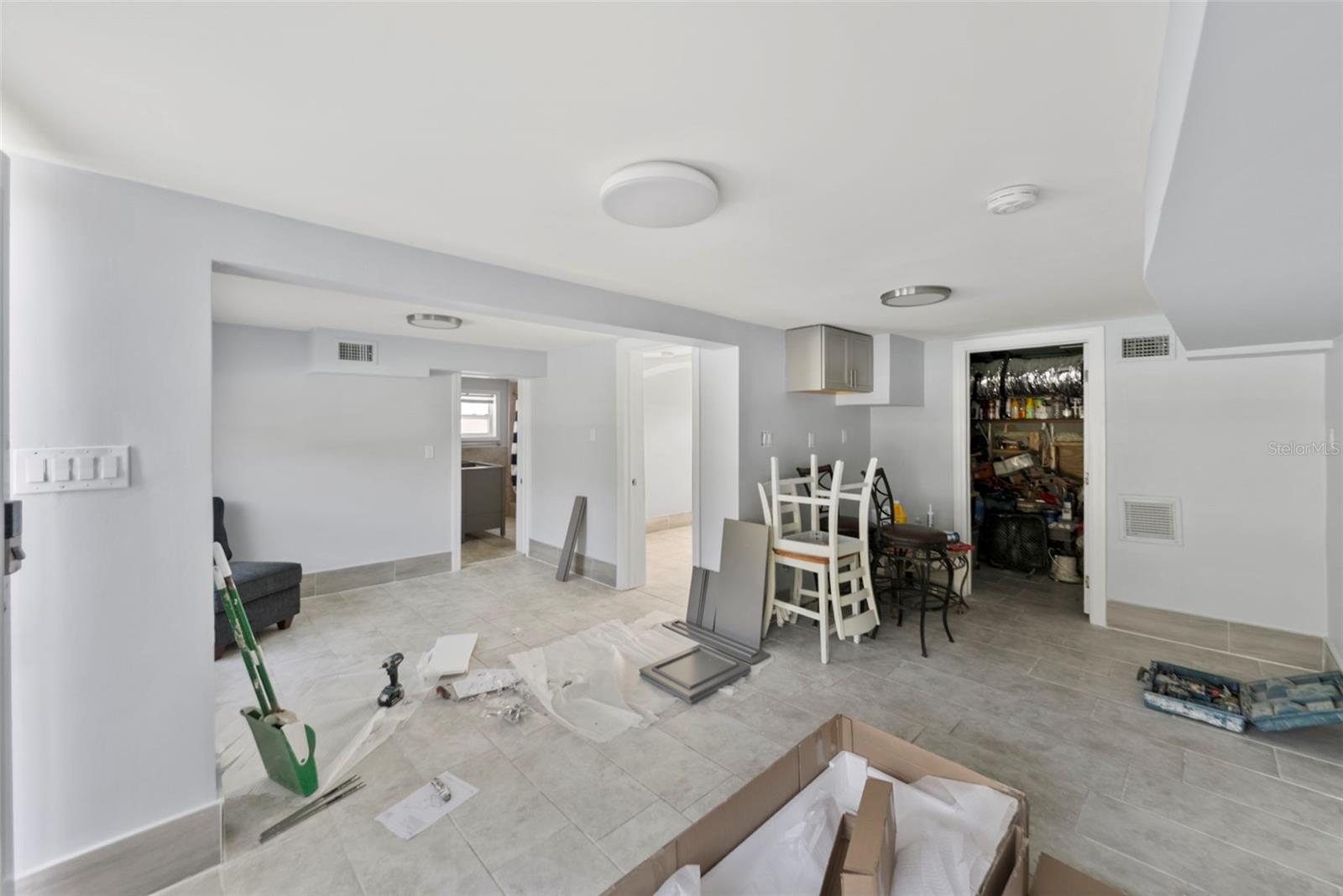 Image 40 of 49 For 204 44th Avenue