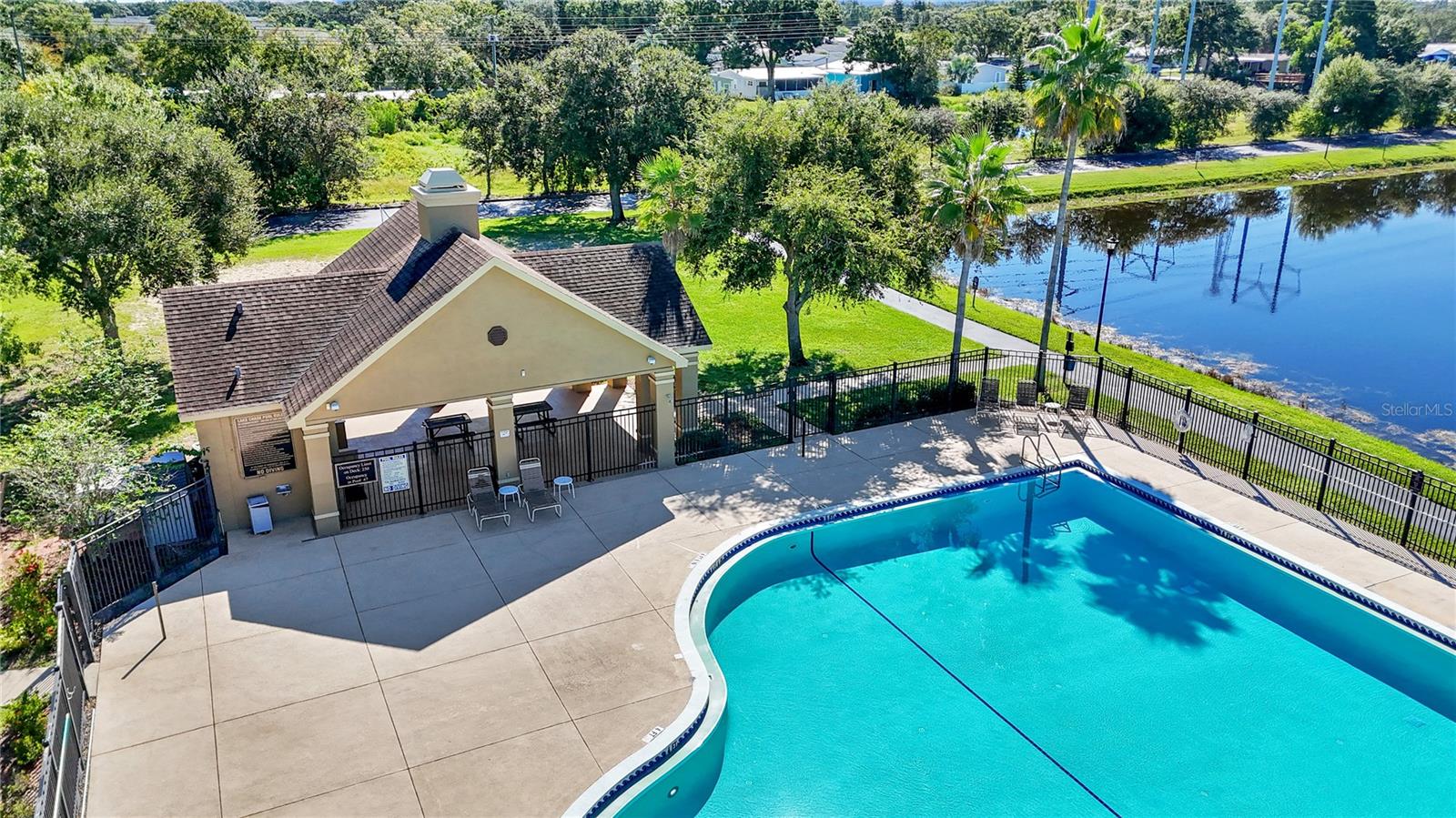 Image 15 of 21 For 9834 Lake Chase Island Way 9834