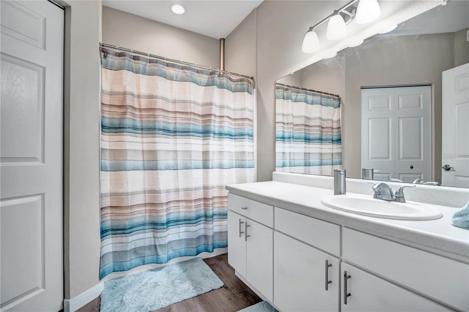 Image 8 of 21 For 9834 Lake Chase Island Way 9834