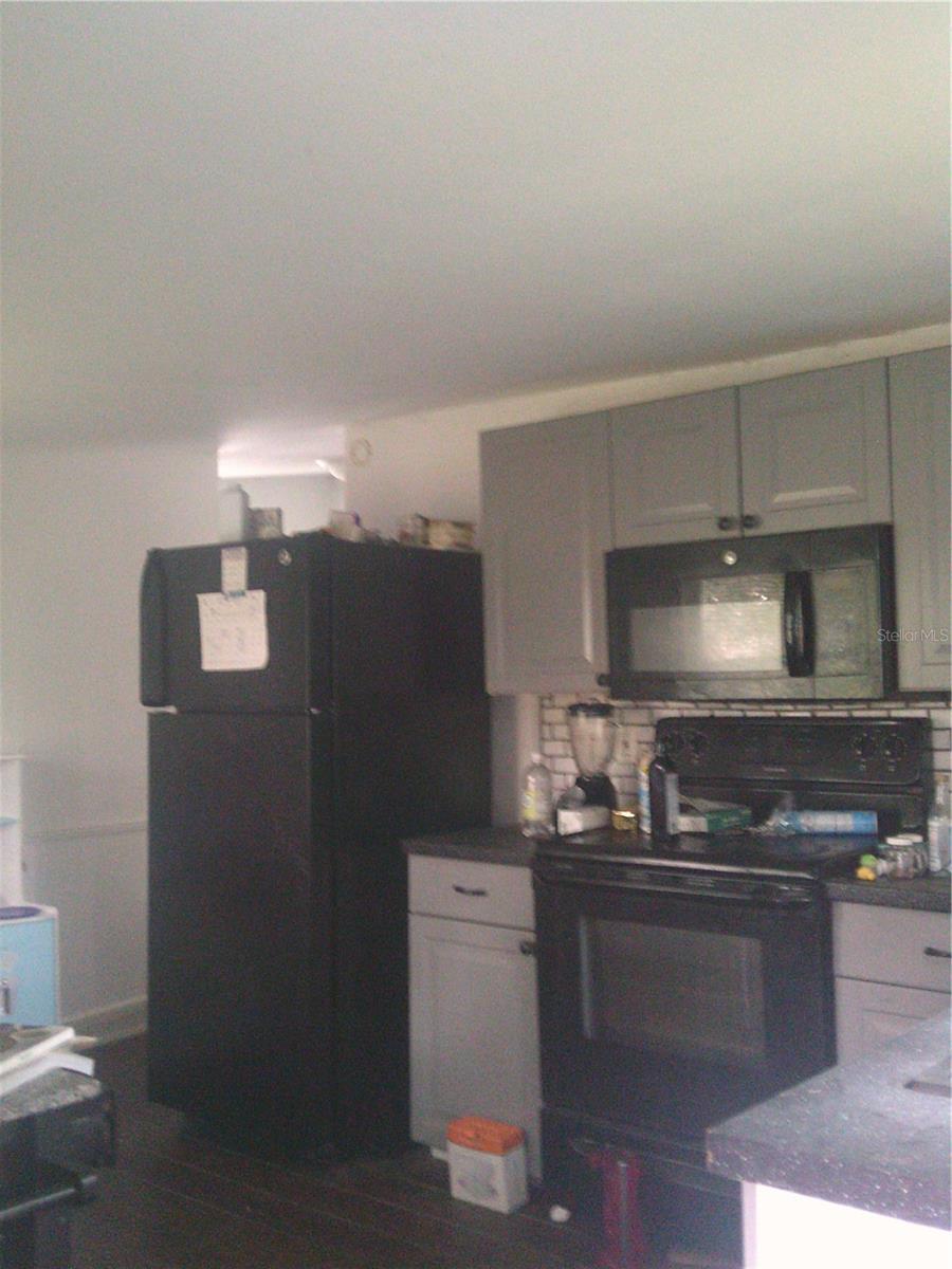 Listing photo id 33 for 11951 Wichers Lane