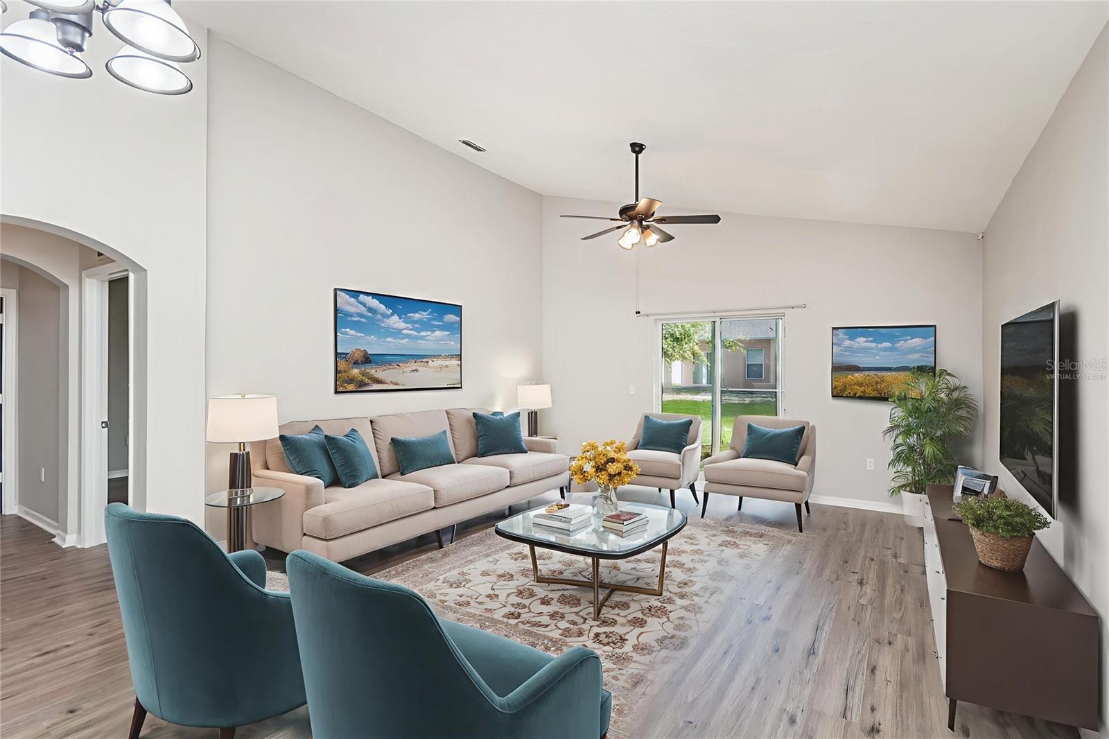 Image 7 of 28 For 7220 Rundleway Court