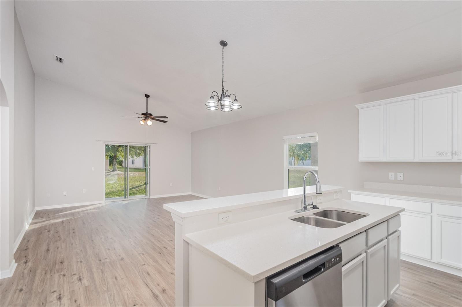 Image 9 of 28 For 7220 Rundleway Court