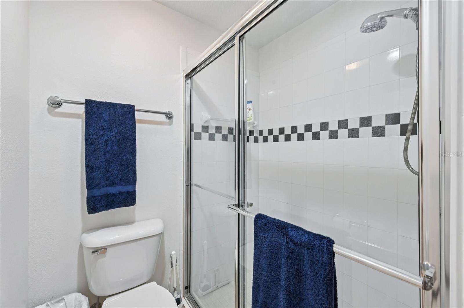 Image 24 of 61 For 2103 Grantham Greens Drive