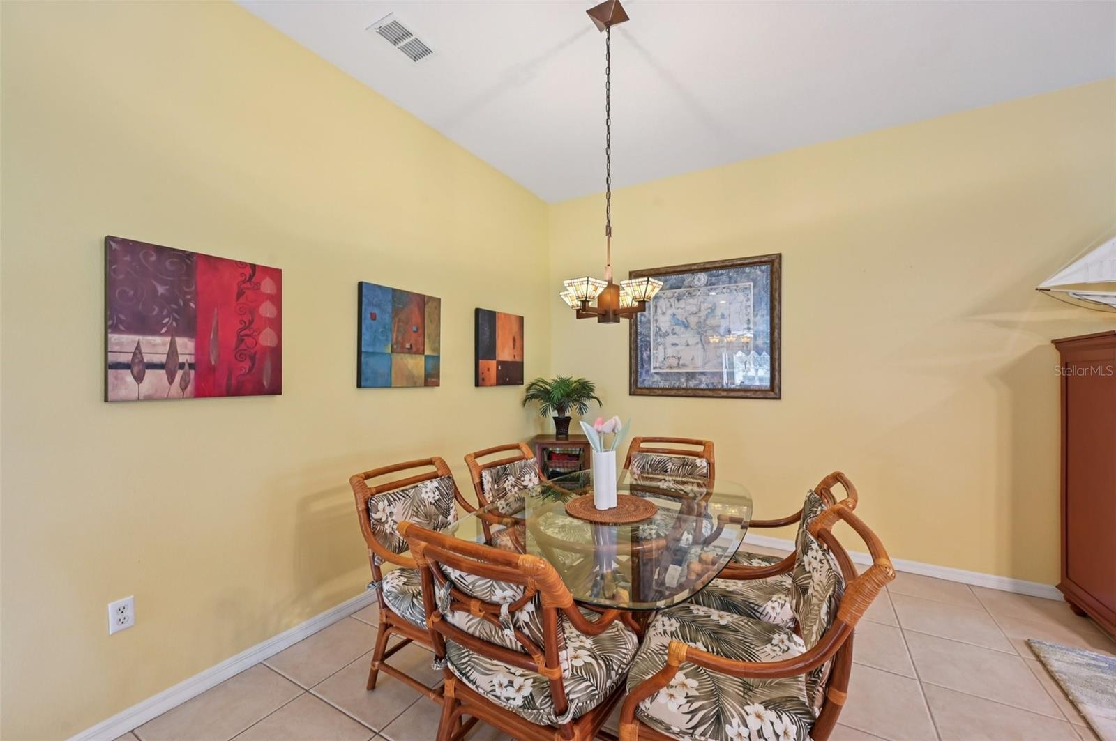 Image 9 of 61 For 2103 Grantham Greens Drive