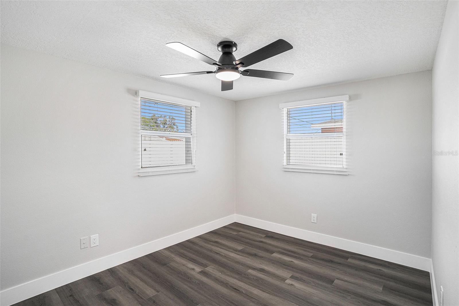 Image 10 of 15 For 4539 Minnehaha Street