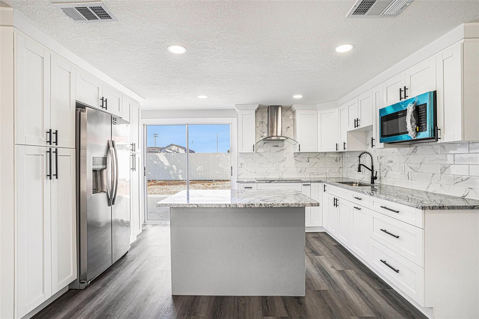 Image 7 of 15 For 4539 Minnehaha Street