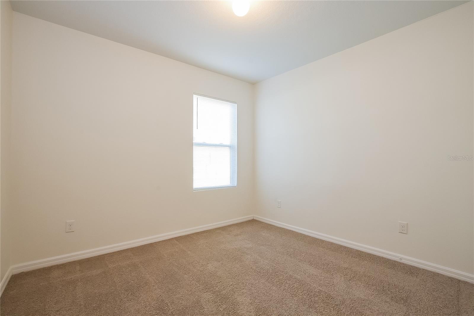 Image 13 of 15 For 2607 Summerglen Lane