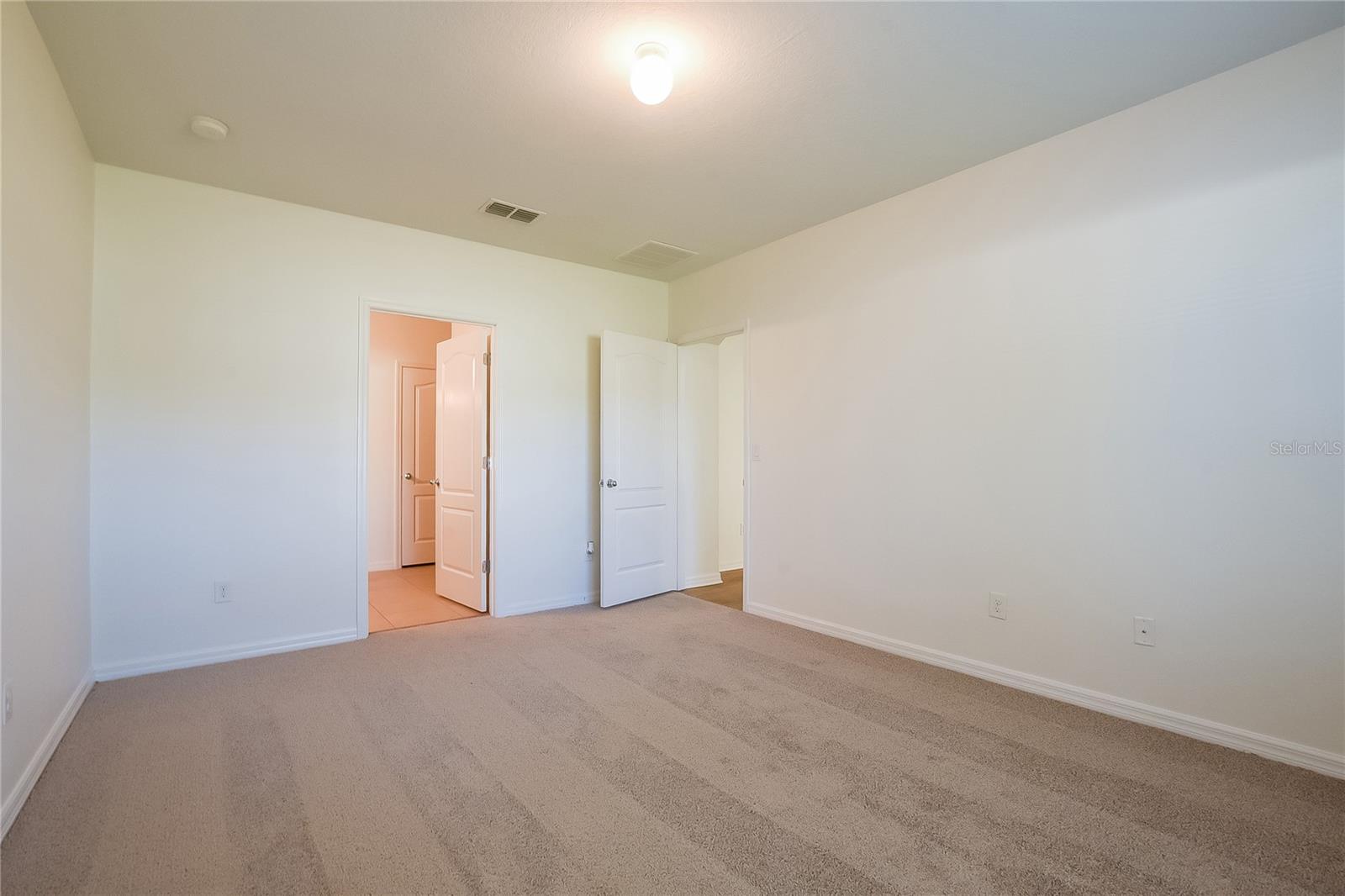 Image 9 of 15 For 2607 Summerglen Lane