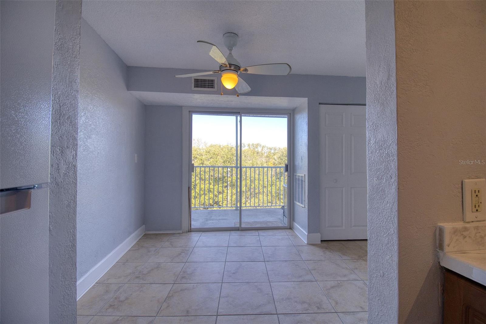 Image 9 of 34 For 3315 58th Avenue S 422