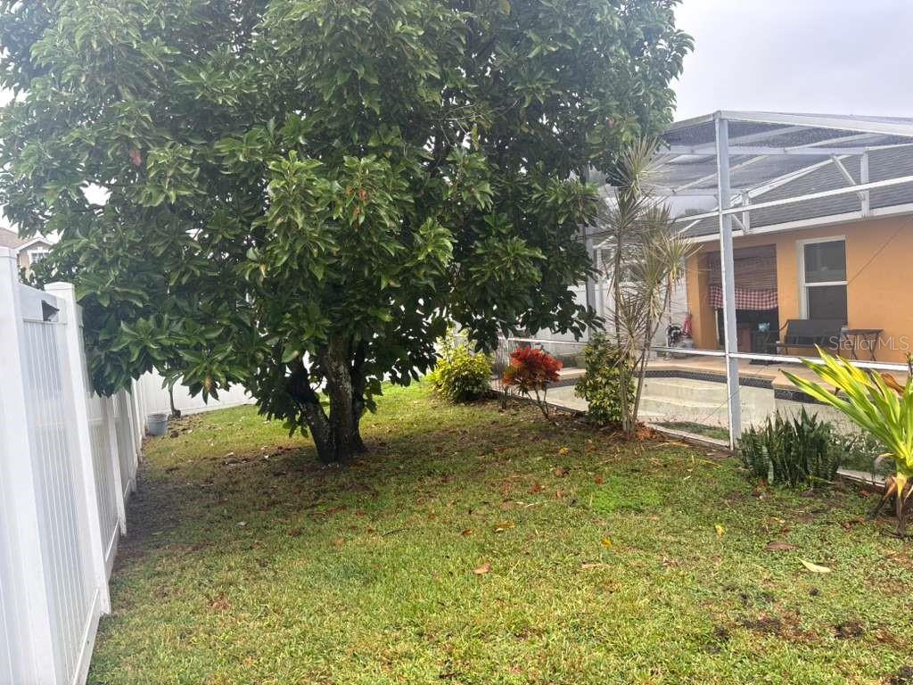 Image 23 of 28 For 4368 Creekside Boulevard