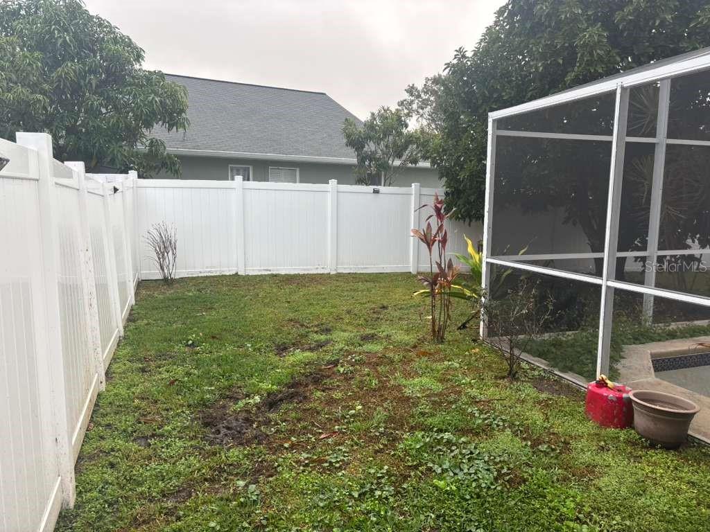 Image 24 of 28 For 4368 Creekside Boulevard