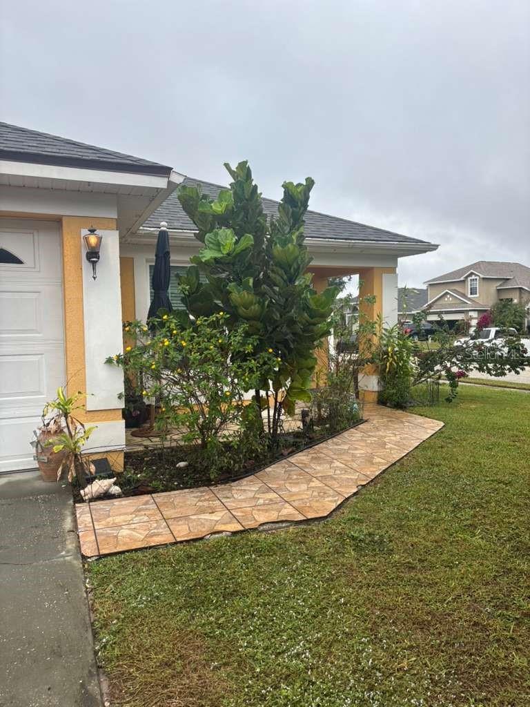 Image 4 of 28 For 4368 Creekside Boulevard