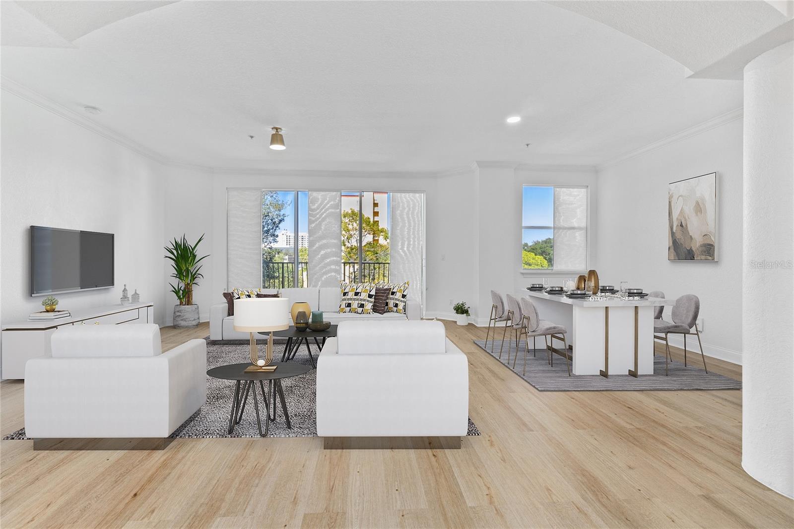 Image 11 of 29 For 750 4th Avenue S 405d