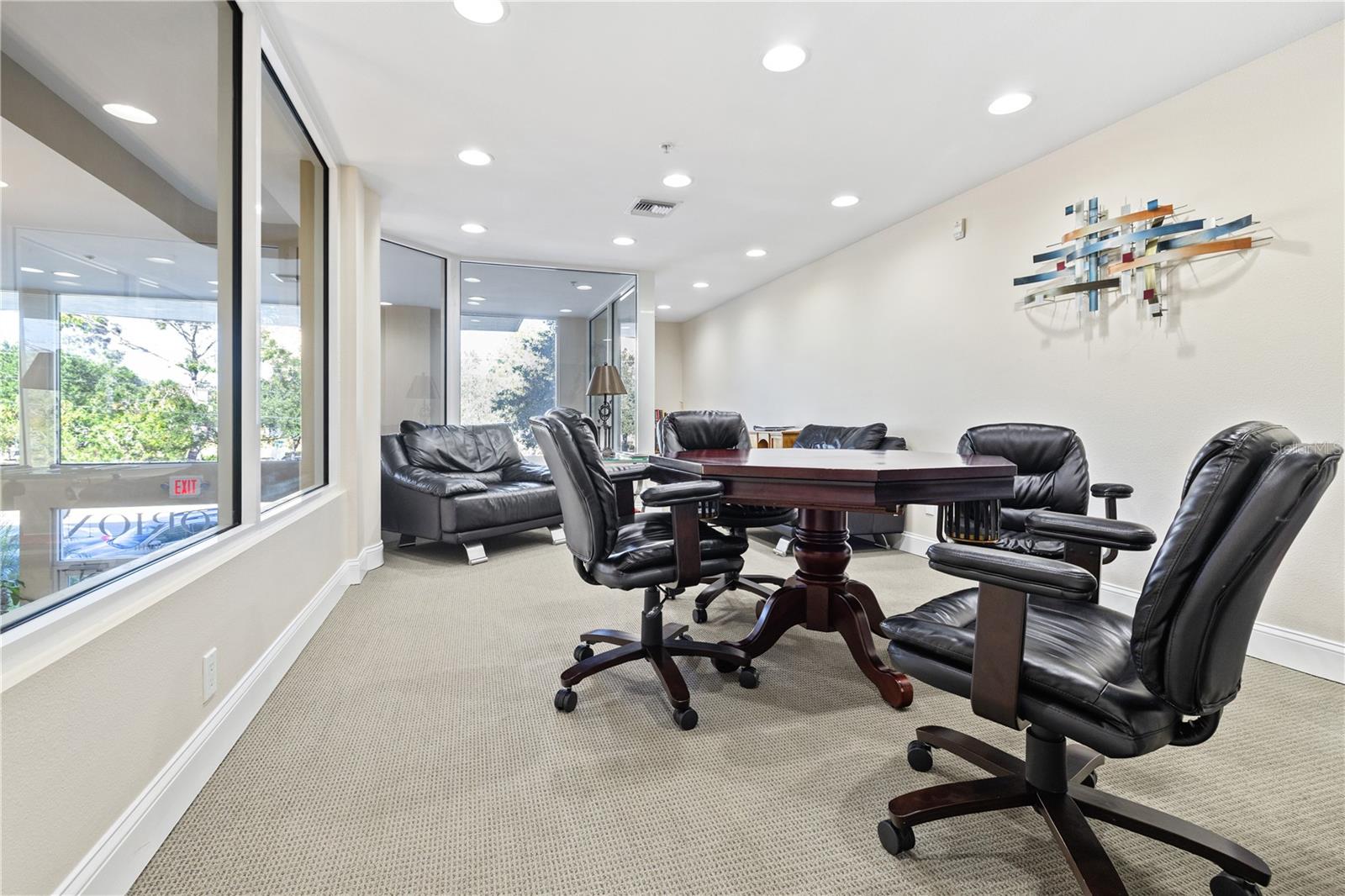 Image 27 of 29 For 750 4th Avenue S 405d