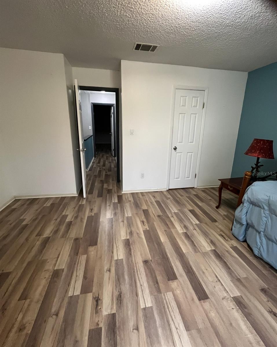 Image 15 of 37 For 7631 Abonado Road