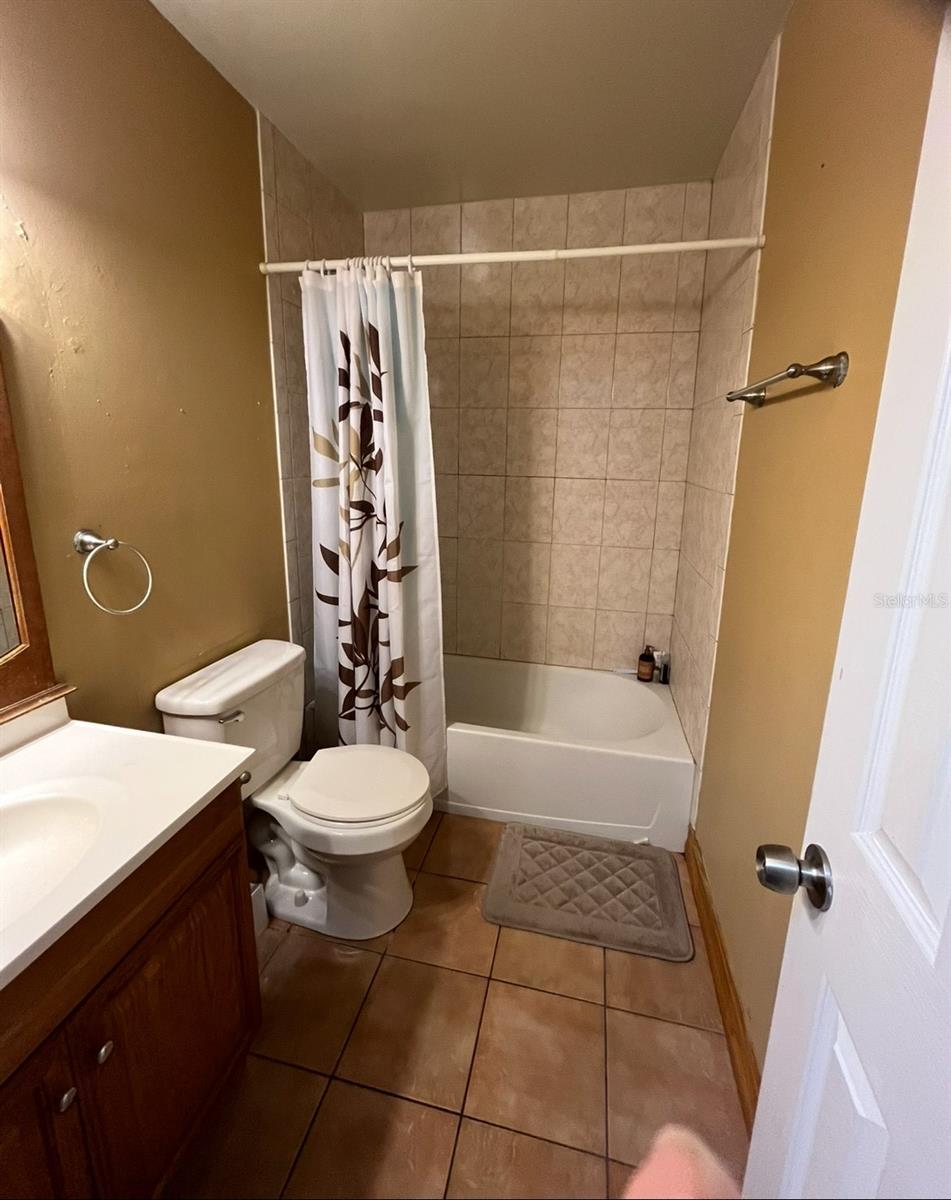 Image 27 of 37 For 7631 Abonado Road