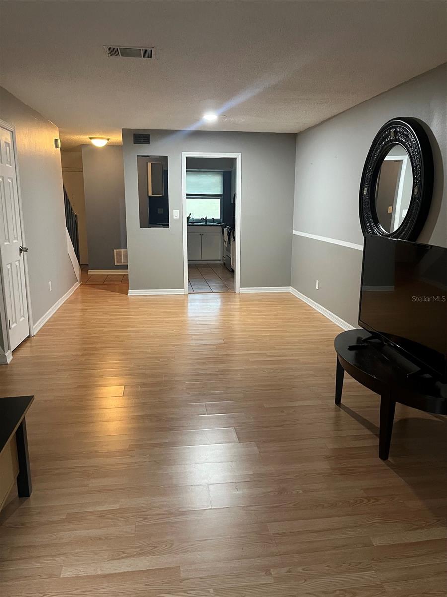 Image 4 of 37 For 7631 Abonado Road