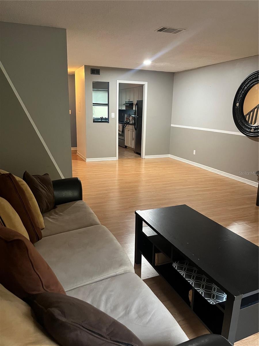 Image 8 of 37 For 7631 Abonado Road