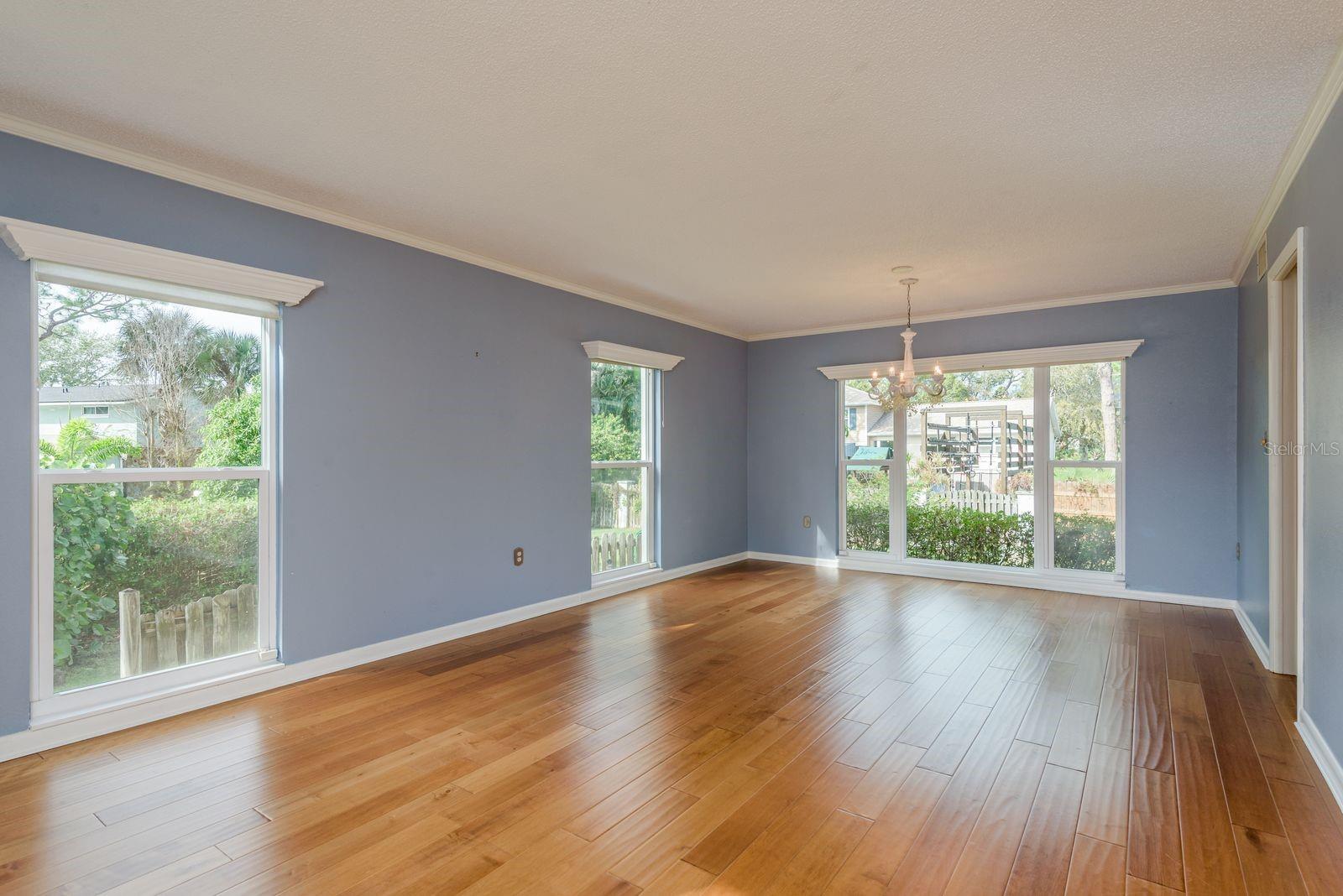 Image 10 of 64 For 14359 82nd Terrace