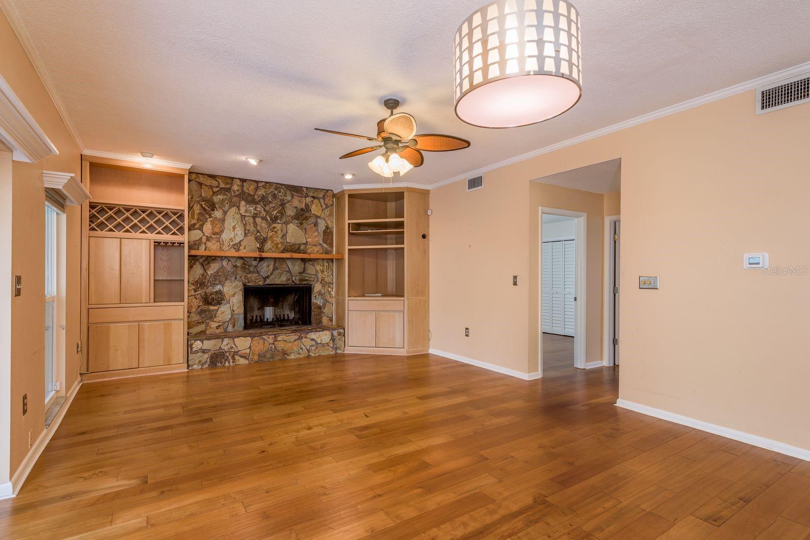 Image 22 of 64 For 14359 82nd Terrace