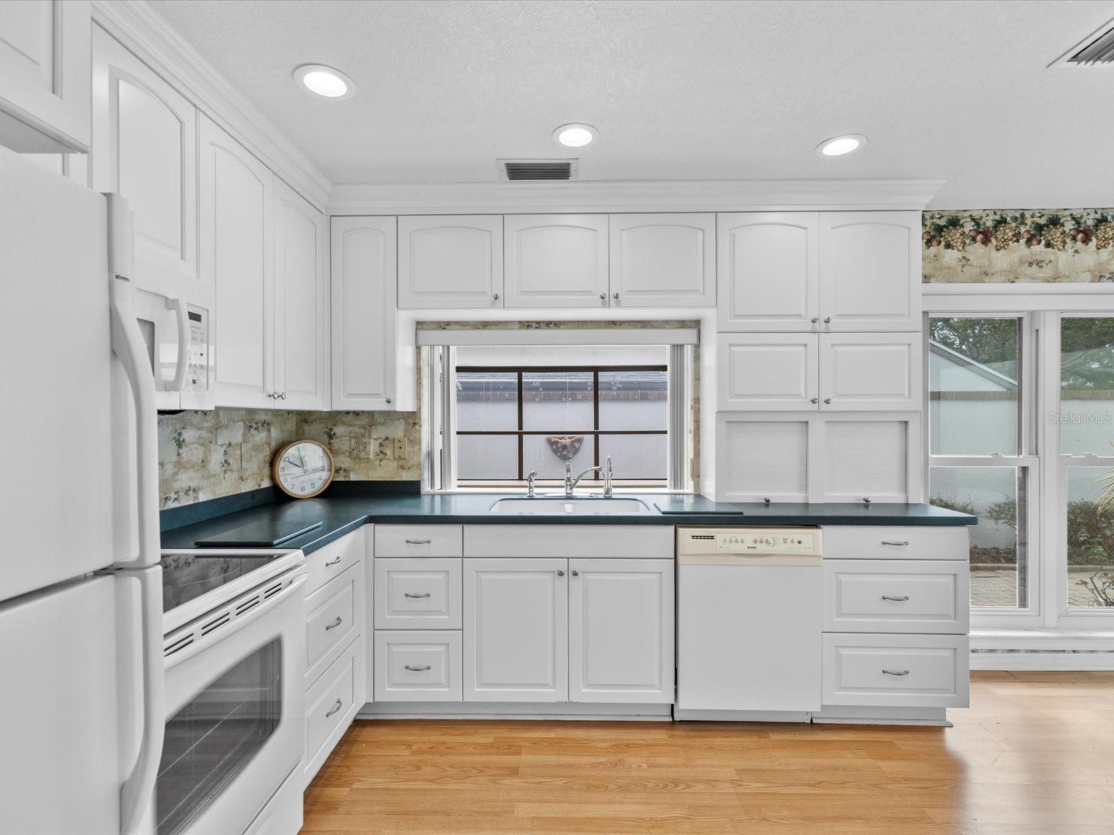 Image 10 of 53 For 10671 Andrew Lane