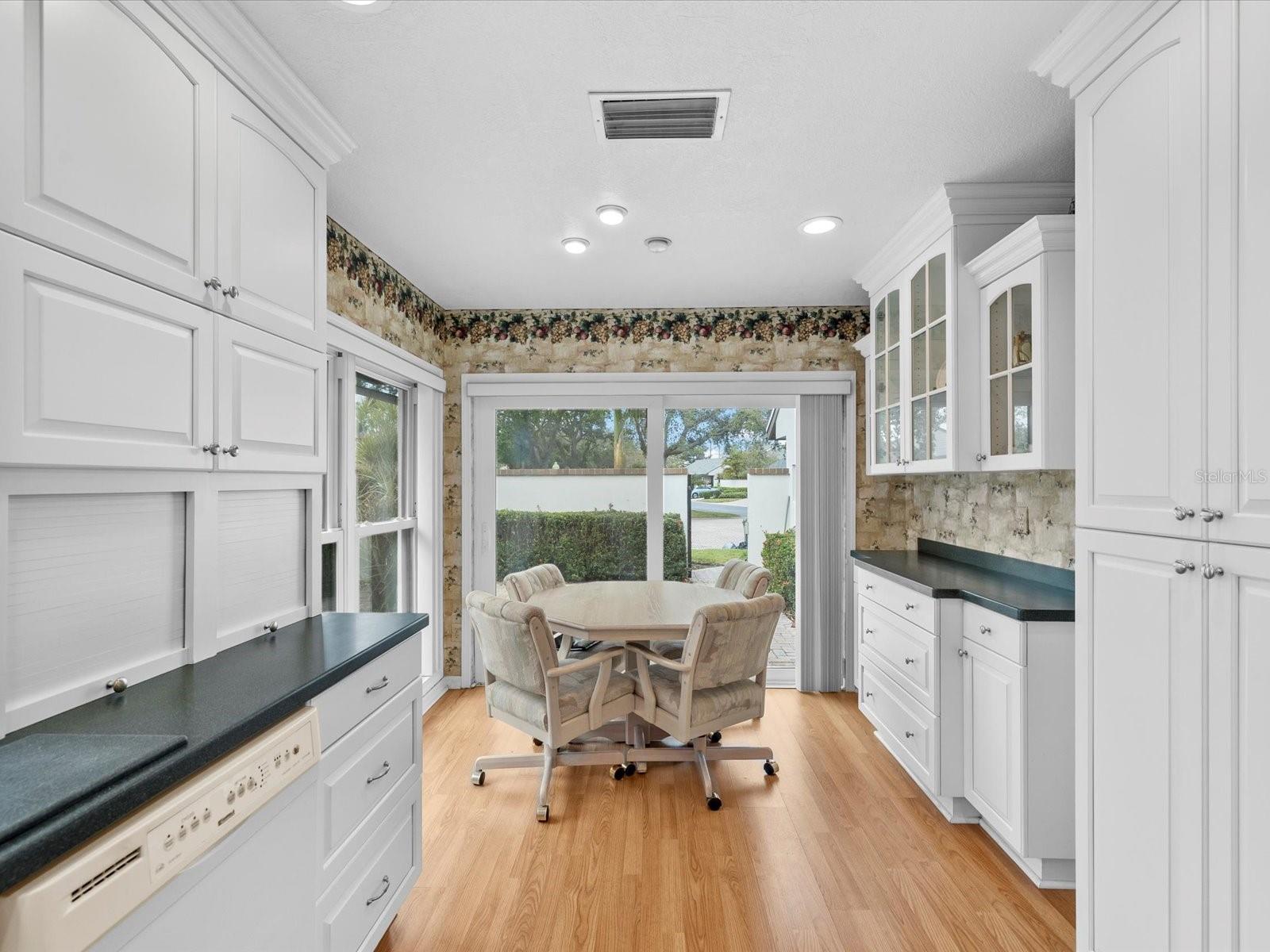 Image 11 of 53 For 10671 Andrew Lane