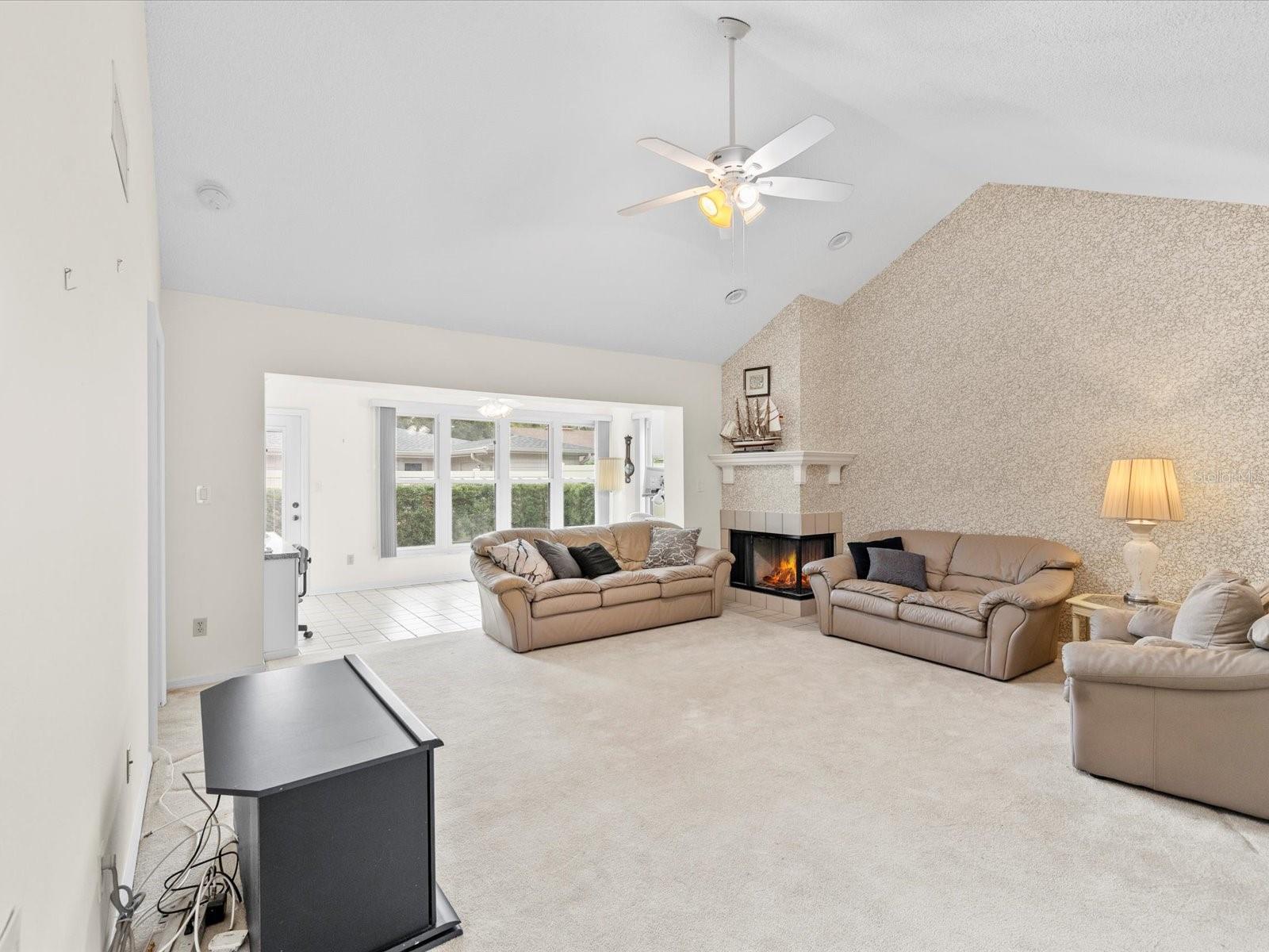 Image 15 of 53 For 10671 Andrew Lane