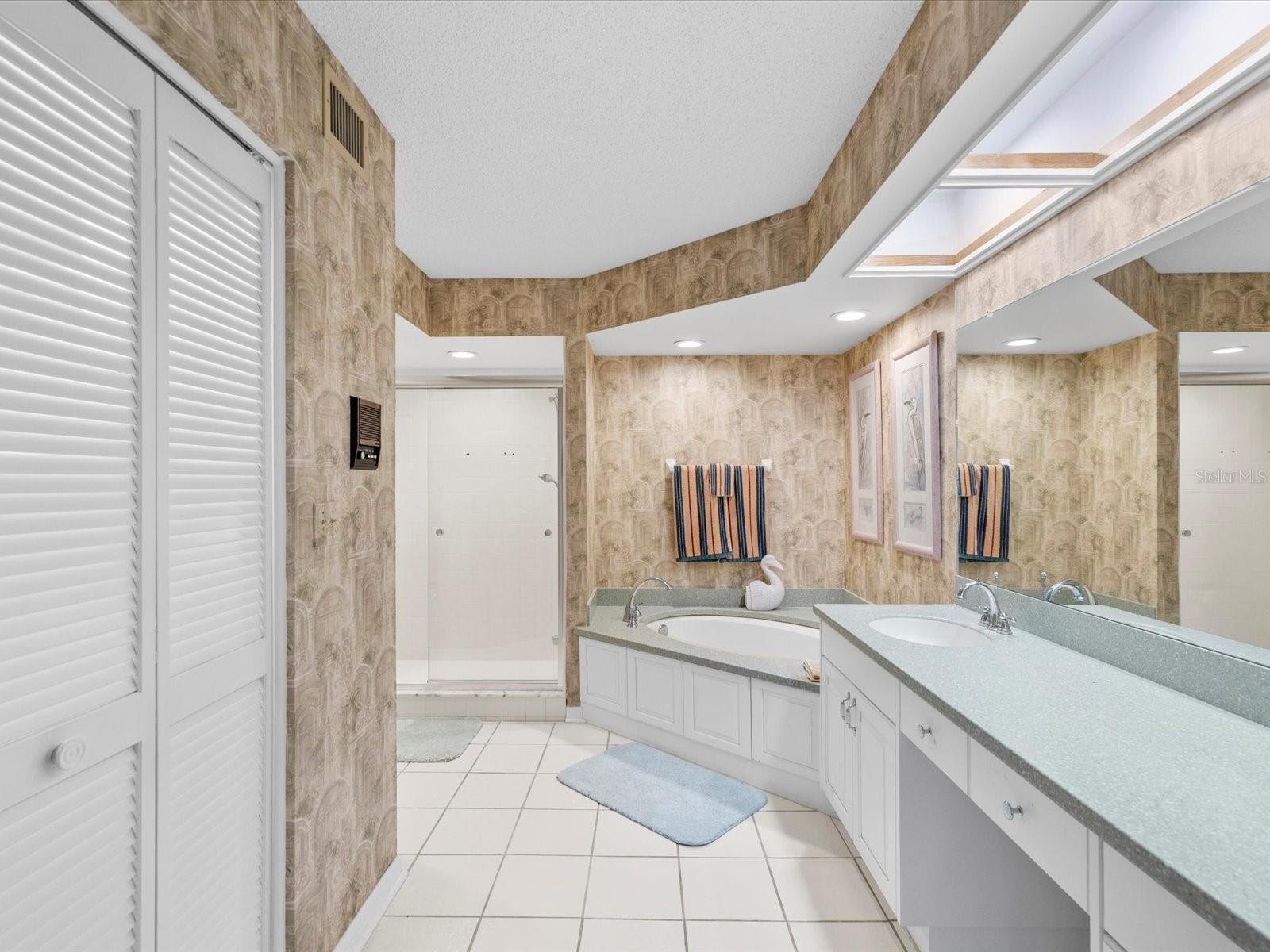 Image 18 of 53 For 10671 Andrew Lane