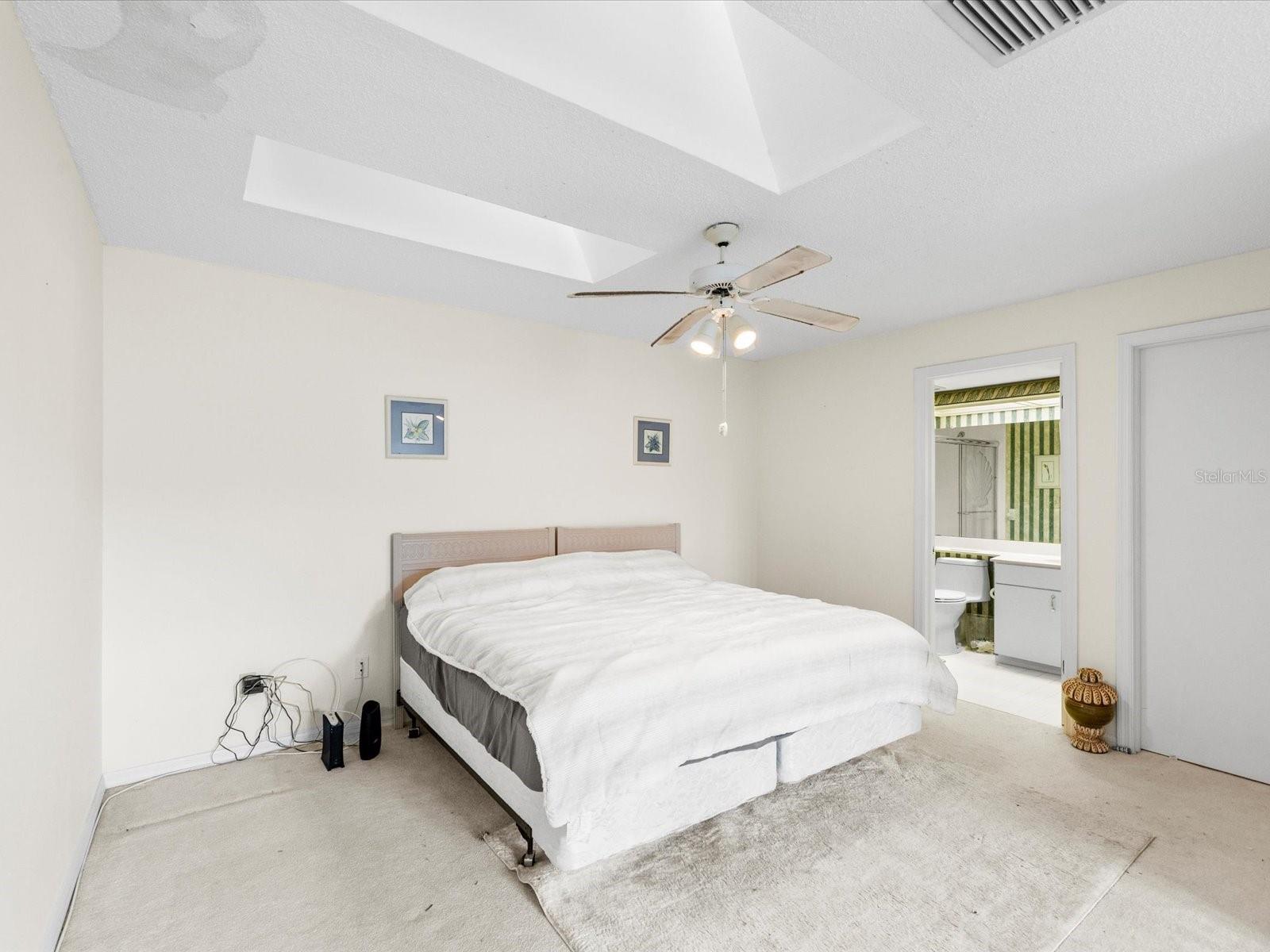 Image 25 of 53 For 10671 Andrew Lane