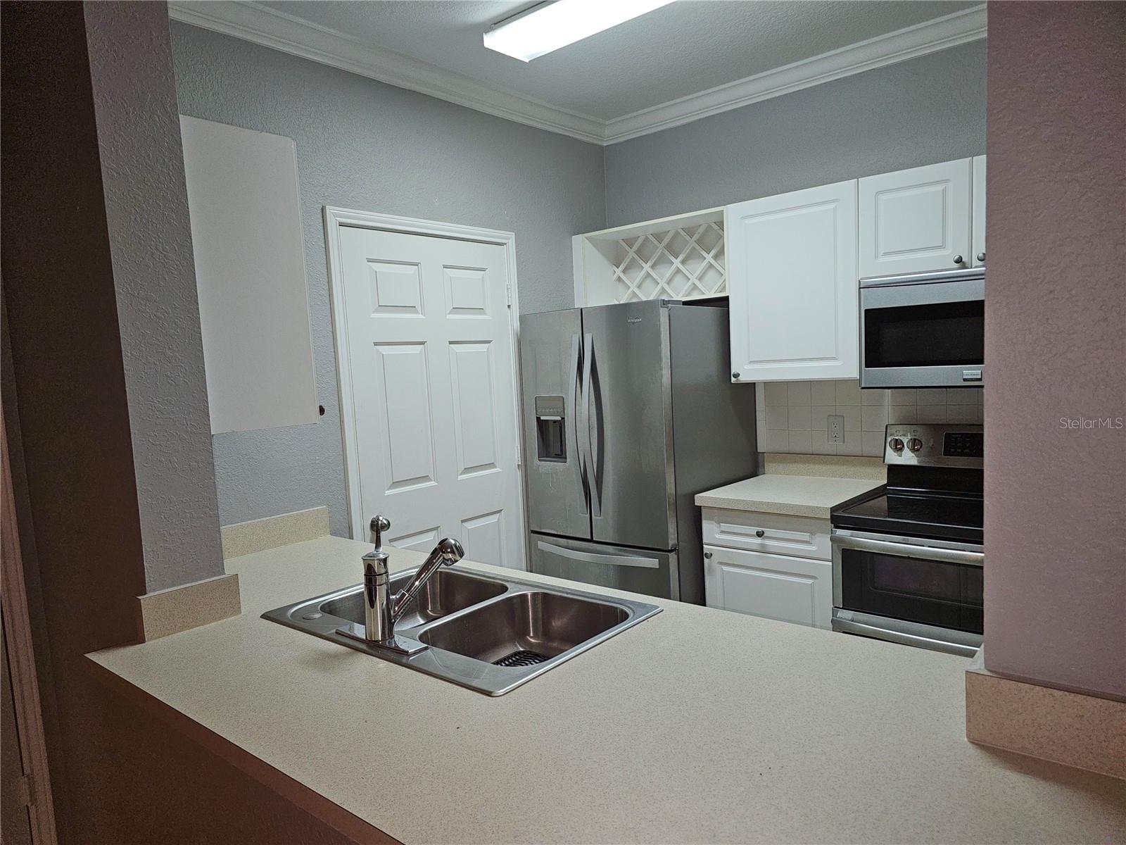 Image 4 of 20 For 1216 Missouri Avenue 202