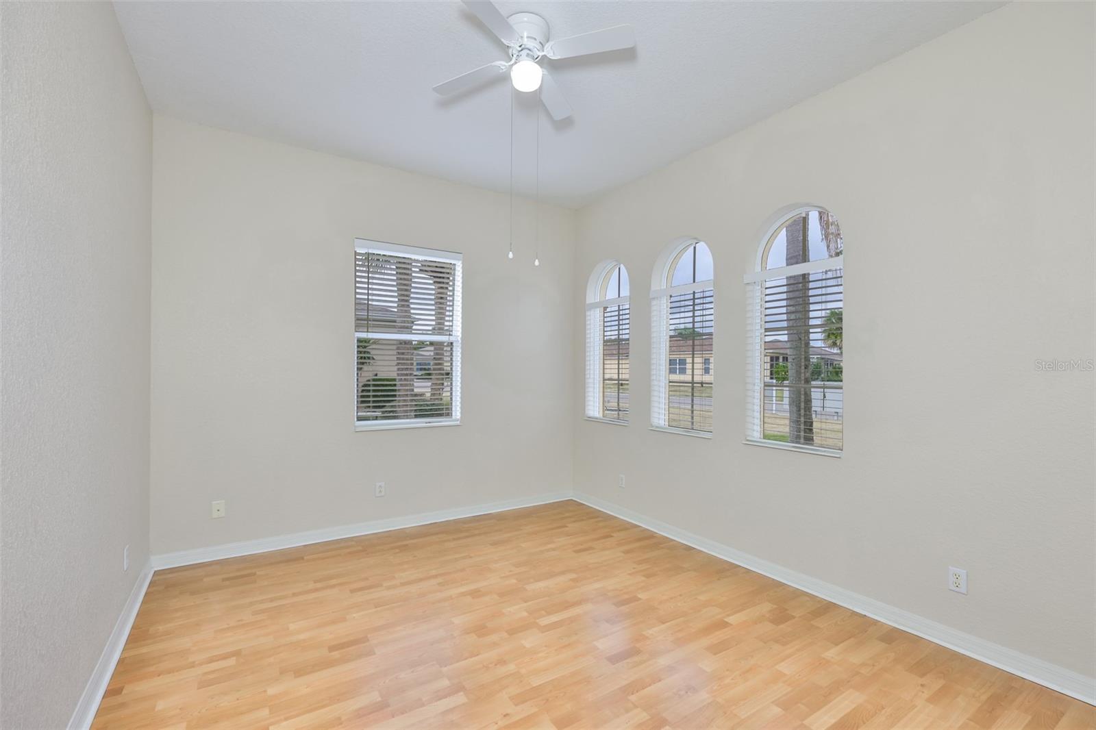 Image 16 of 40 For 840 King Leon Way