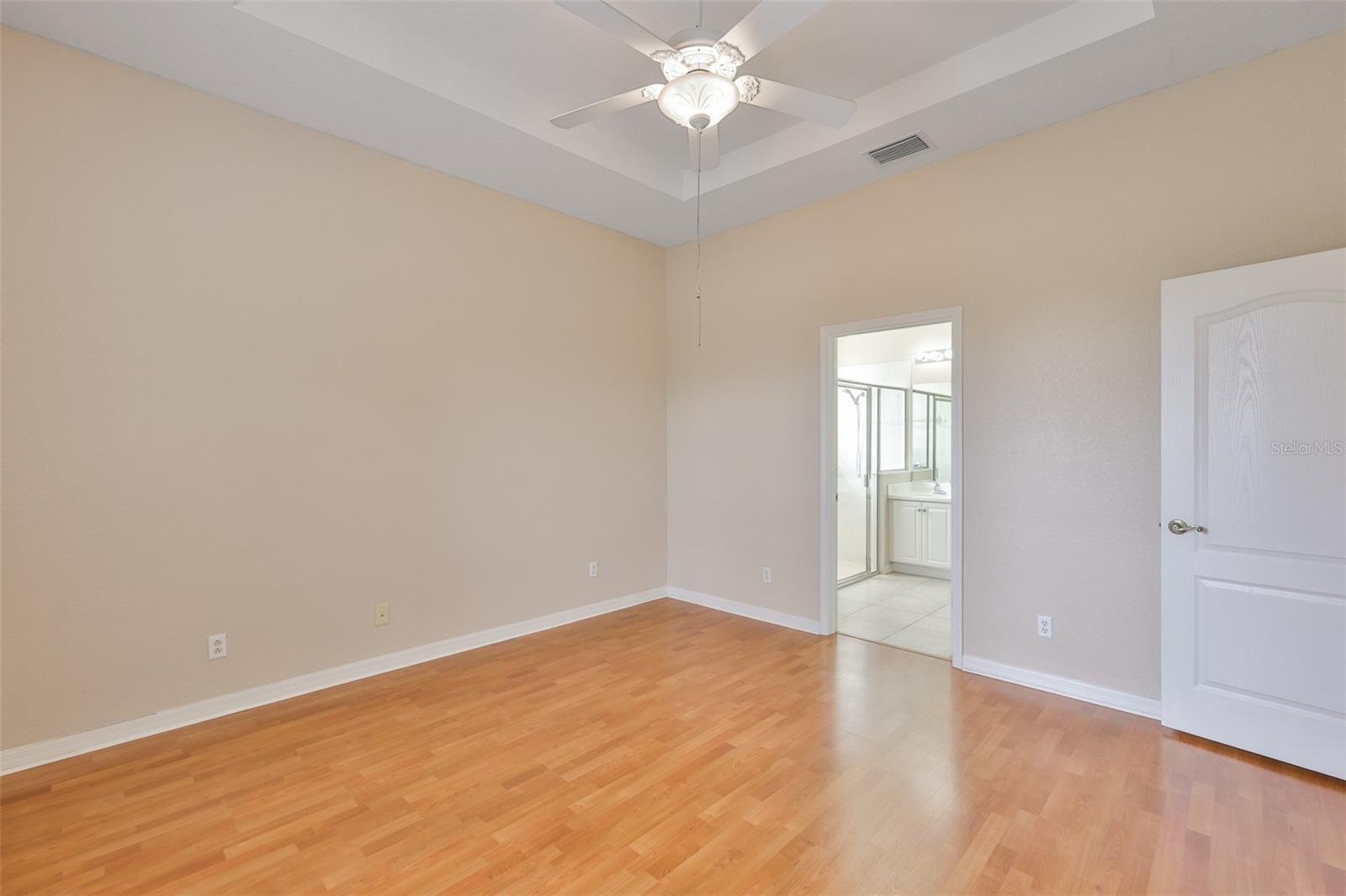 Image 20 of 40 For 840 King Leon Way