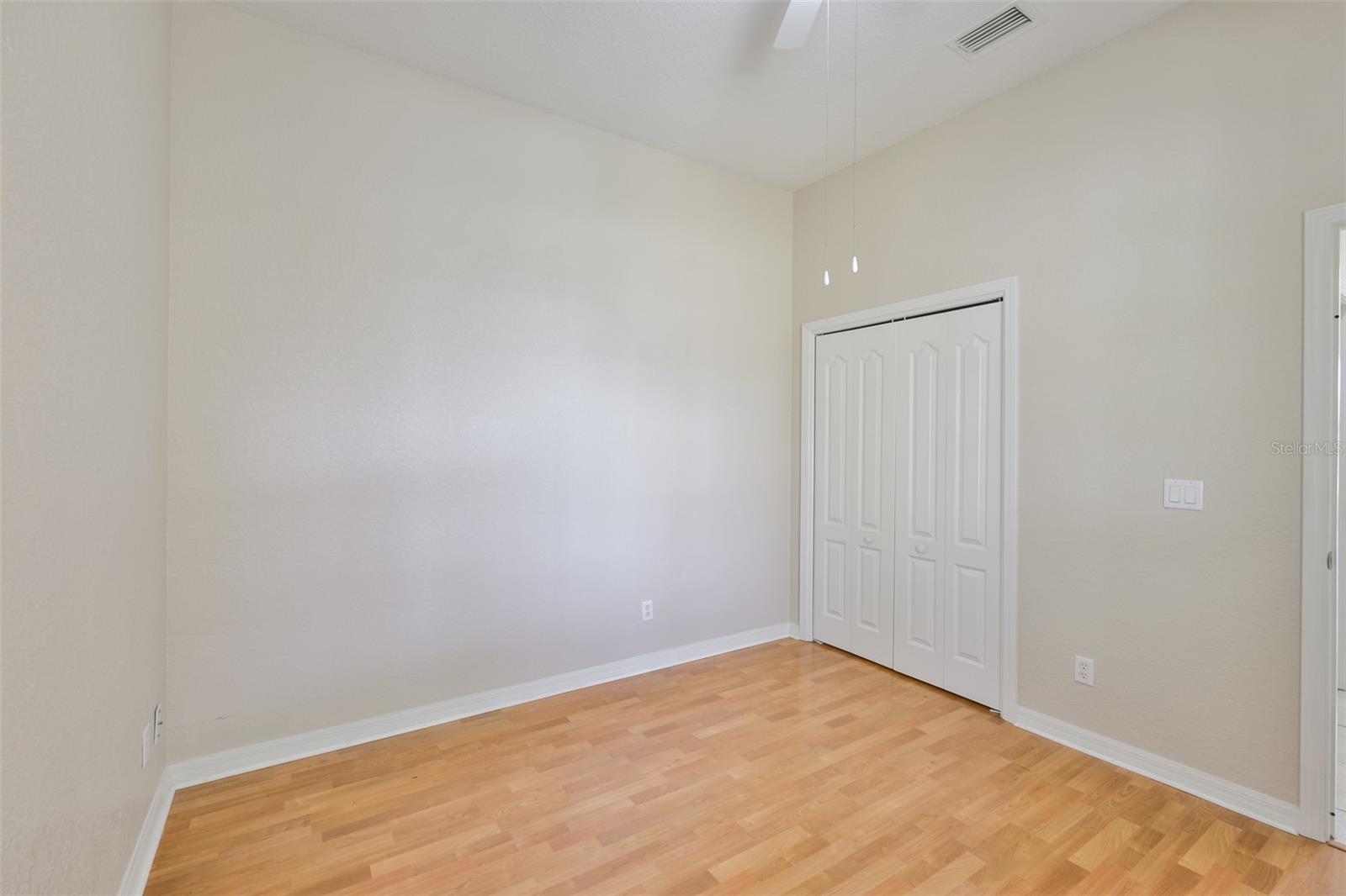 Image 24 of 40 For 840 King Leon Way