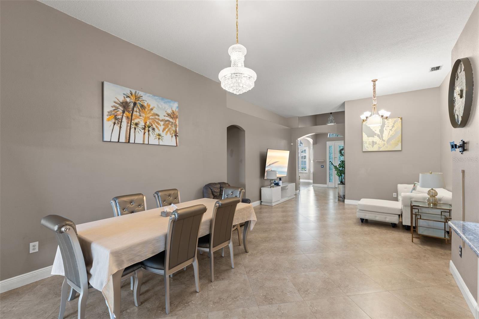 Image 13 of 43 For 18952 Maisons Drive