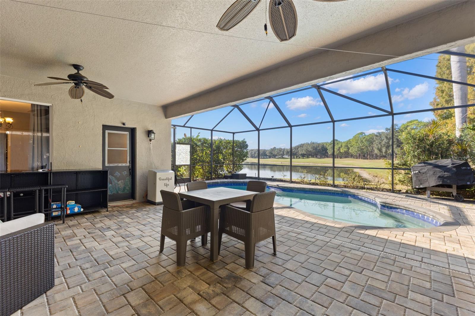 Image 21 of 43 For 18952 Maisons Drive