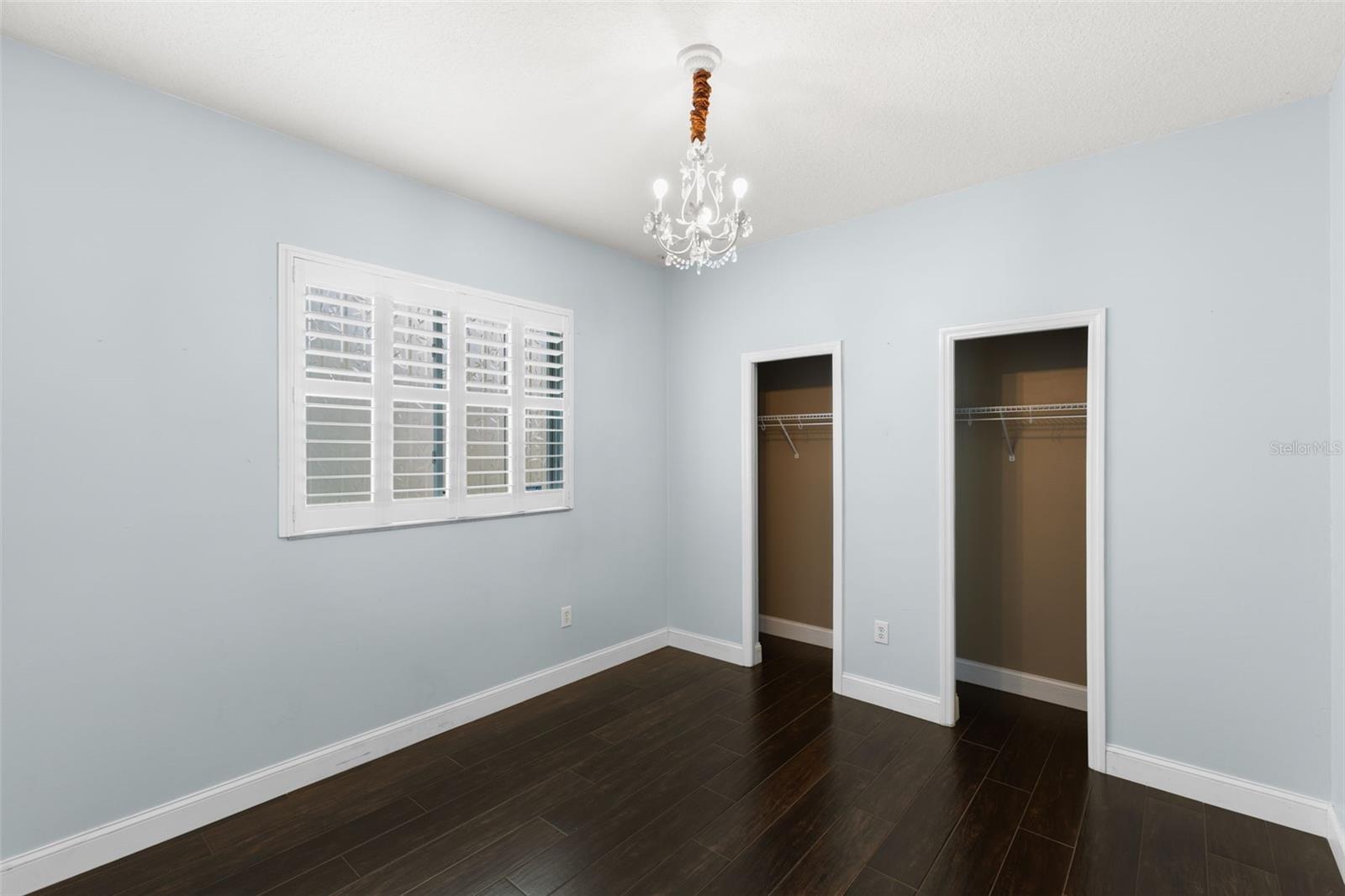 Image 33 of 43 For 18952 Maisons Drive